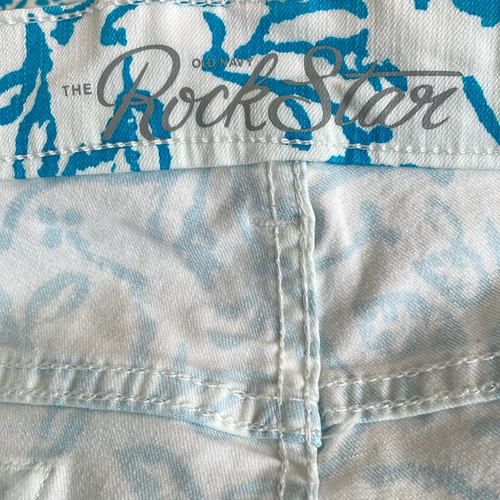 NEW Old Navy Rockstar Print Jean. Size 16 - Picture 5 of 6